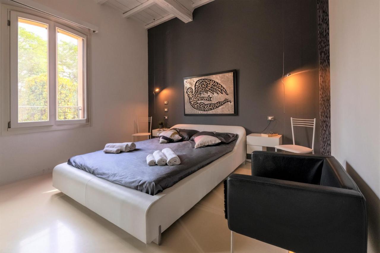 Charming Flat In Centro A Ferrara Con Posto Auto Villa Dış mekan fotoğraf