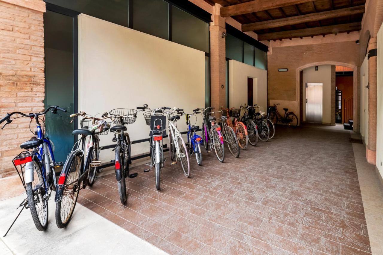 Charming Flat In Centro A Ferrara Con Posto Auto Villa Dış mekan fotoğraf