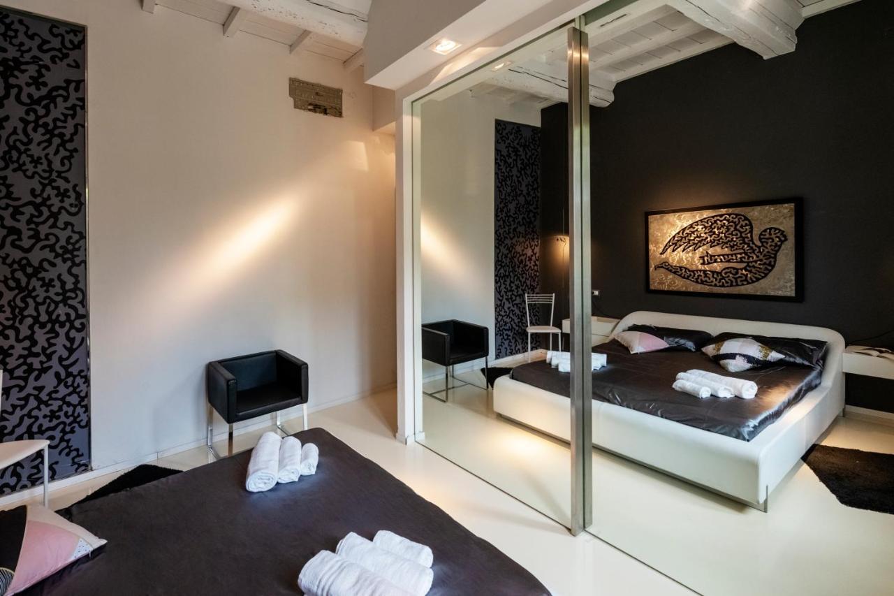 Charming Flat In Centro A Ferrara Con Posto Auto Villa Dış mekan fotoğraf