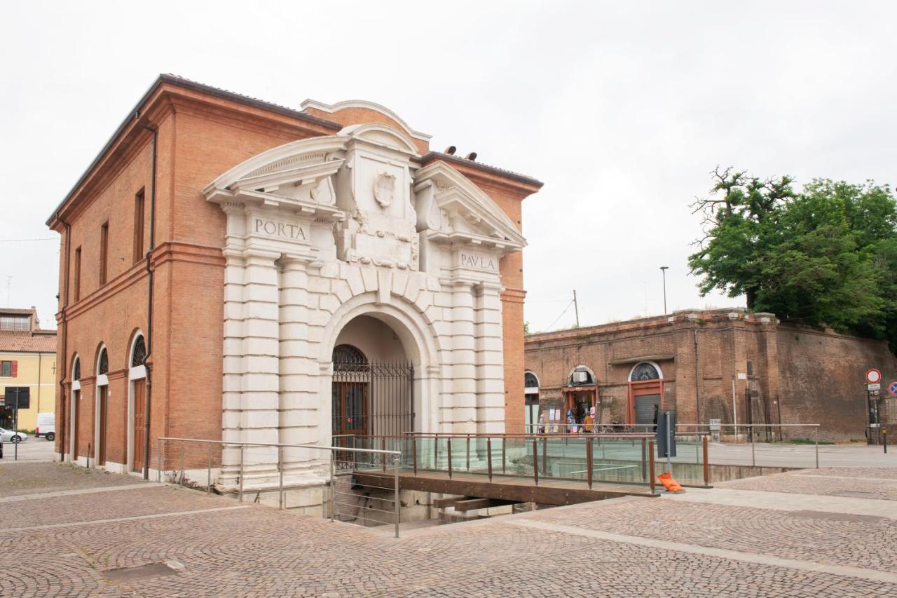 Charming Flat In Centro A Ferrara Con Posto Auto Villa Dış mekan fotoğraf